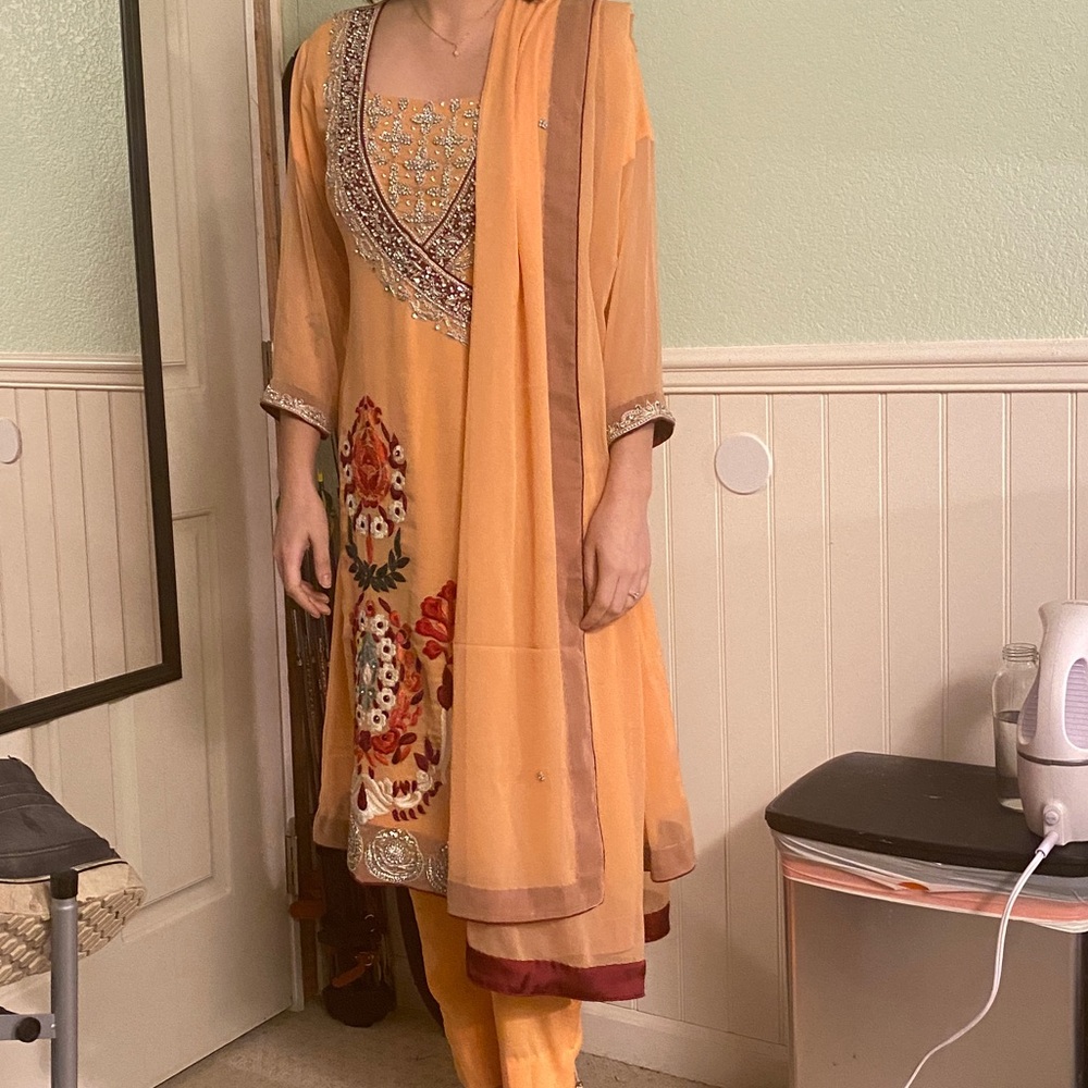 Pakistani clothes frock